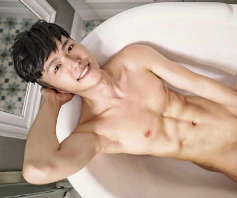 OnlyFansのヘッダー画像 tingyo