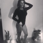 OnlyFans profil fotoğrafı tiny.tan.tattooed
