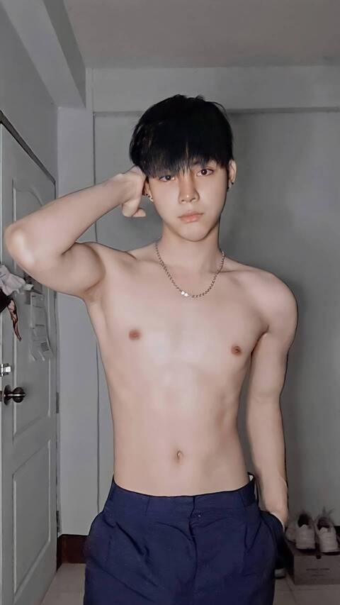 오직 팬들만 볼 수 있는 titandargon의 헤더 사진