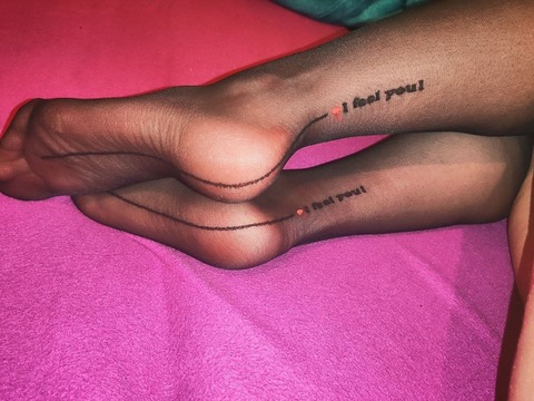 Foto de cabeçalho do OnlyFans toohotfeetforyou