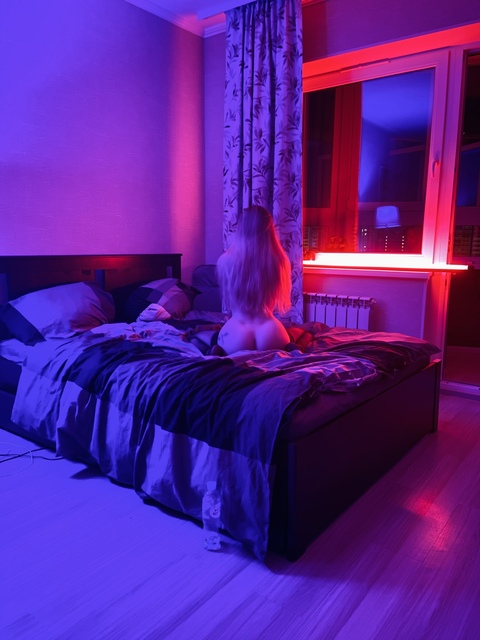 Imagen de encabezado de OnlyFans de toryverner