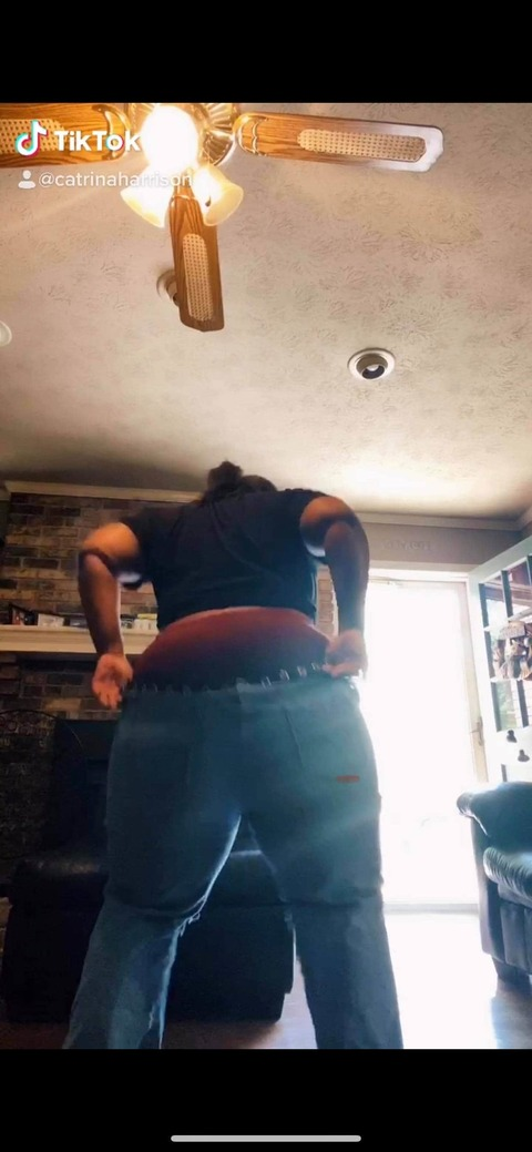 Gambar header OnlyFans twinadime