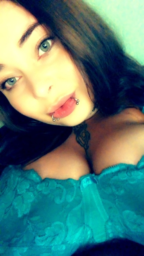 Снимка на заглавието на OnlyFans twiztid.cotton