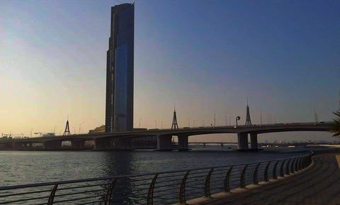 OnlyFansのヘッダー画像 uchtoszymon