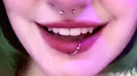 OnlyFans Header Bild vampariella