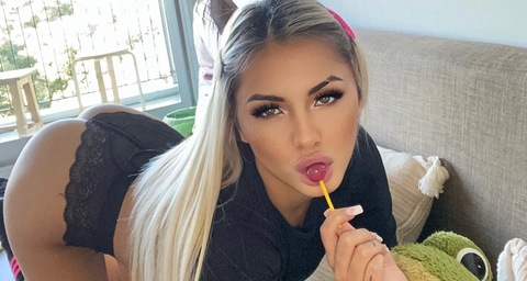 오직 팬들만 볼 수 있는 viplolaxo의 헤더 사진