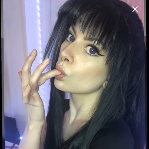 OnlyFansのヘッダー画像 visions_of_angels