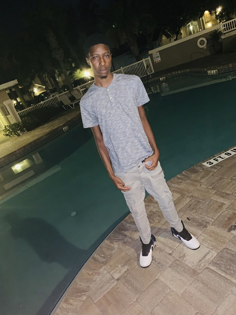 Gambar header OnlyFans watchmespill