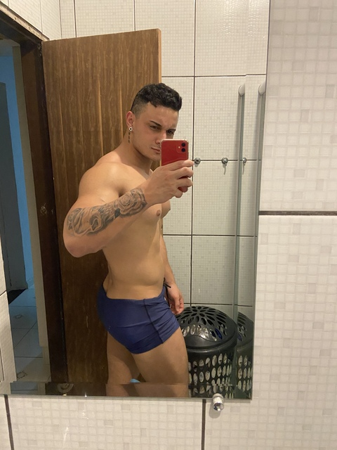OnlyFans Header Bild xcarlos99