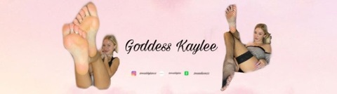 OnlyFansのヘッダー画像 xomaddykxo