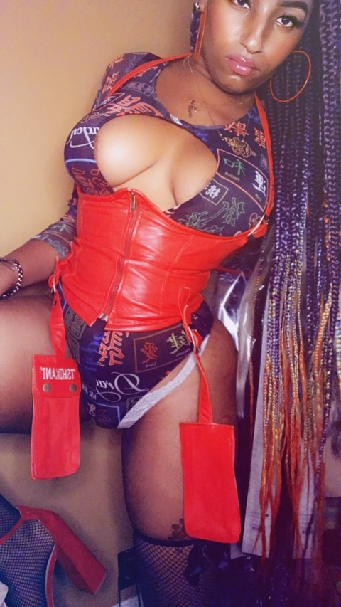 오직 팬들만 볼 수 있는 xxxscreamcream의 헤더 사진