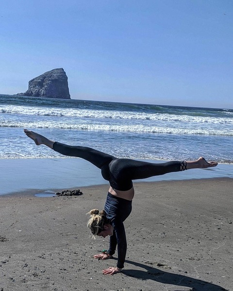 Obraz w nagłówku OnlyFans yogatime91