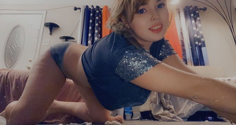 Imagen de encabezado de OnlyFans de youraddictiveteaser