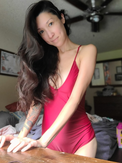 Картинка шапки OnlyFans yourgirlakira