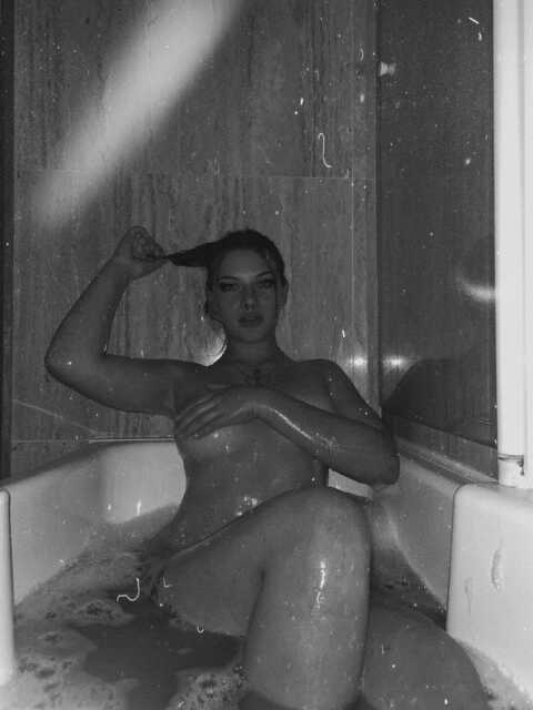 Снимка на заглавието на OnlyFans zombiess