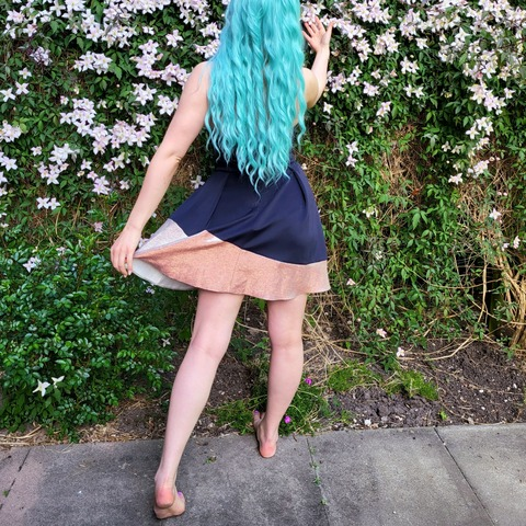 OnlyFansのヘッダー画像 zyliara